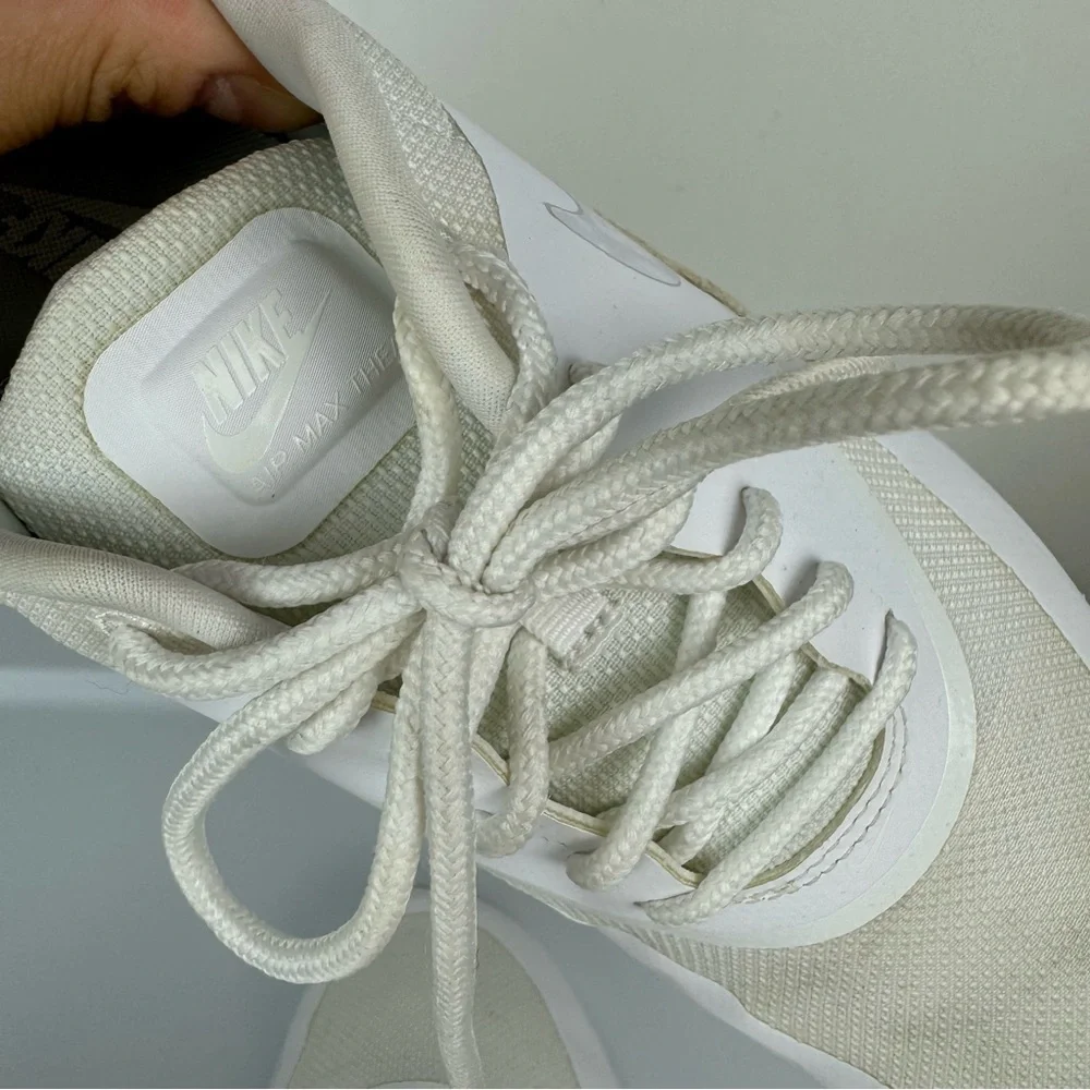 Nike Air Max Thea White Athletic Shoes Sneakers Sz 8